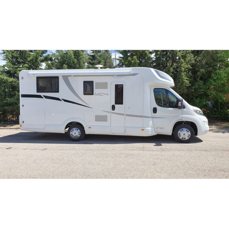 AUTOMATICA Autocaravana de alquiler 4/5 plazas Gemelas