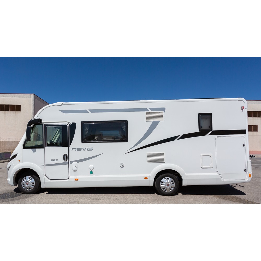 alquiler-autocaravana-integral-6-plazas-nevis-322 (3)