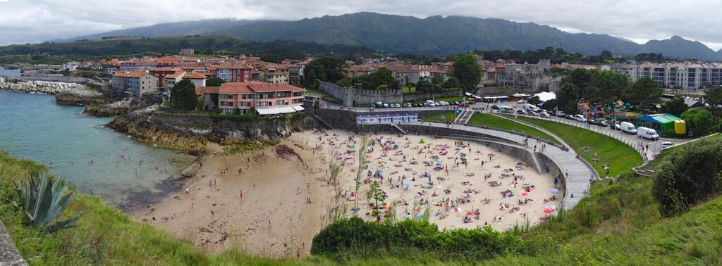 Viajar en autocaravana por Llanes: la guía definitiva