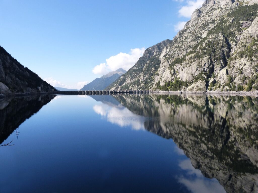 Viajar en autocaravana por el Pirineo Catalán: la guía definitiva
